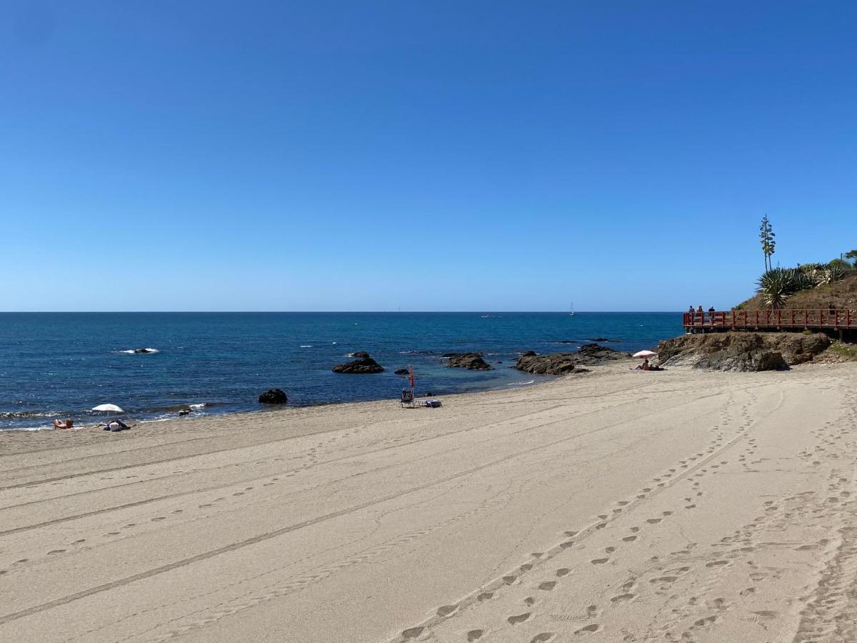 Independent Villa Beach House El Bosque La Cala De Mijas Eksteriør bilde