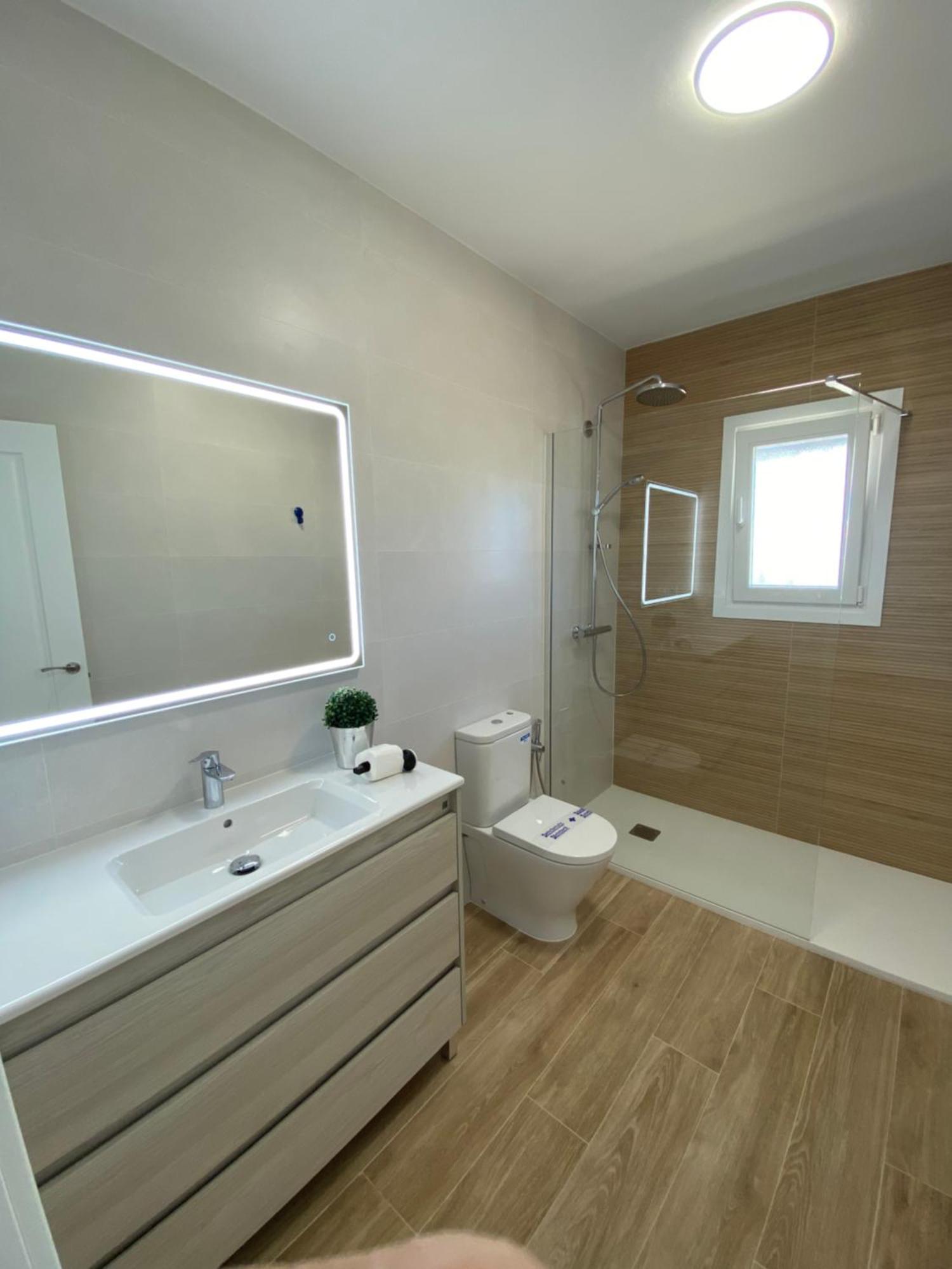 Independent Villa Beach House El Bosque La Cala De Mijas Eksteriør bilde