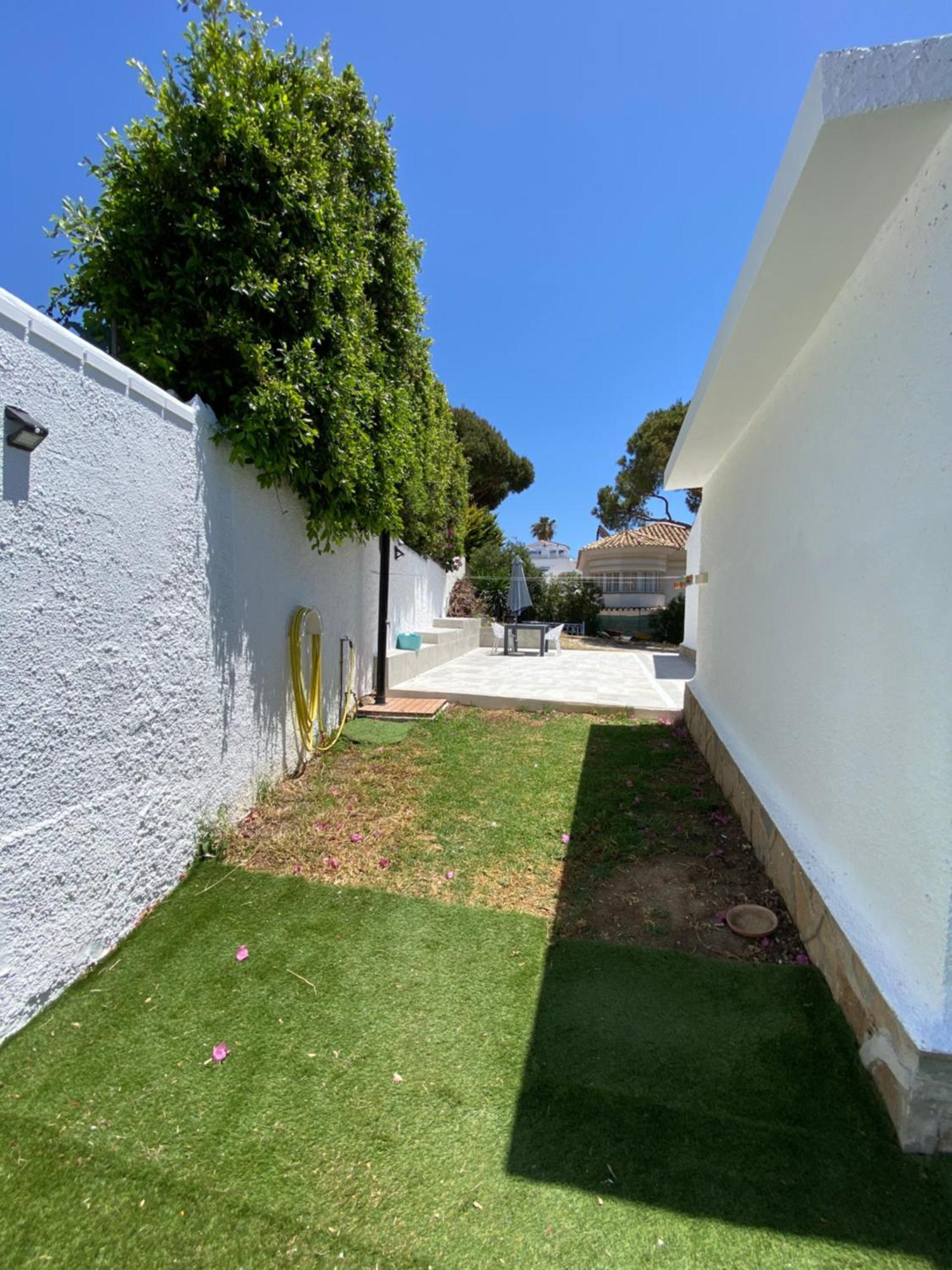 Independent Villa Beach House El Bosque La Cala De Mijas Eksteriør bilde