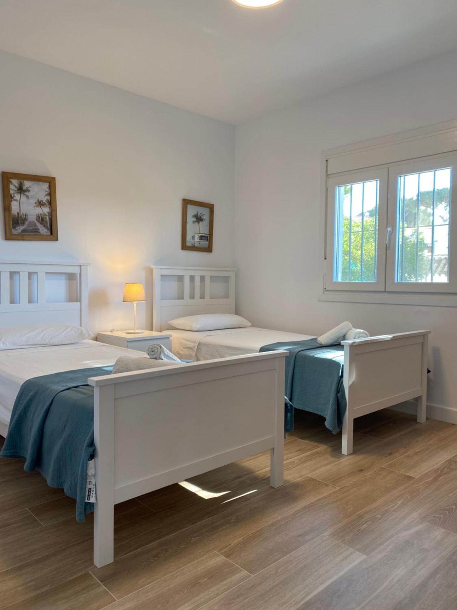 Independent Villa Beach House El Bosque La Cala De Mijas Eksteriør bilde