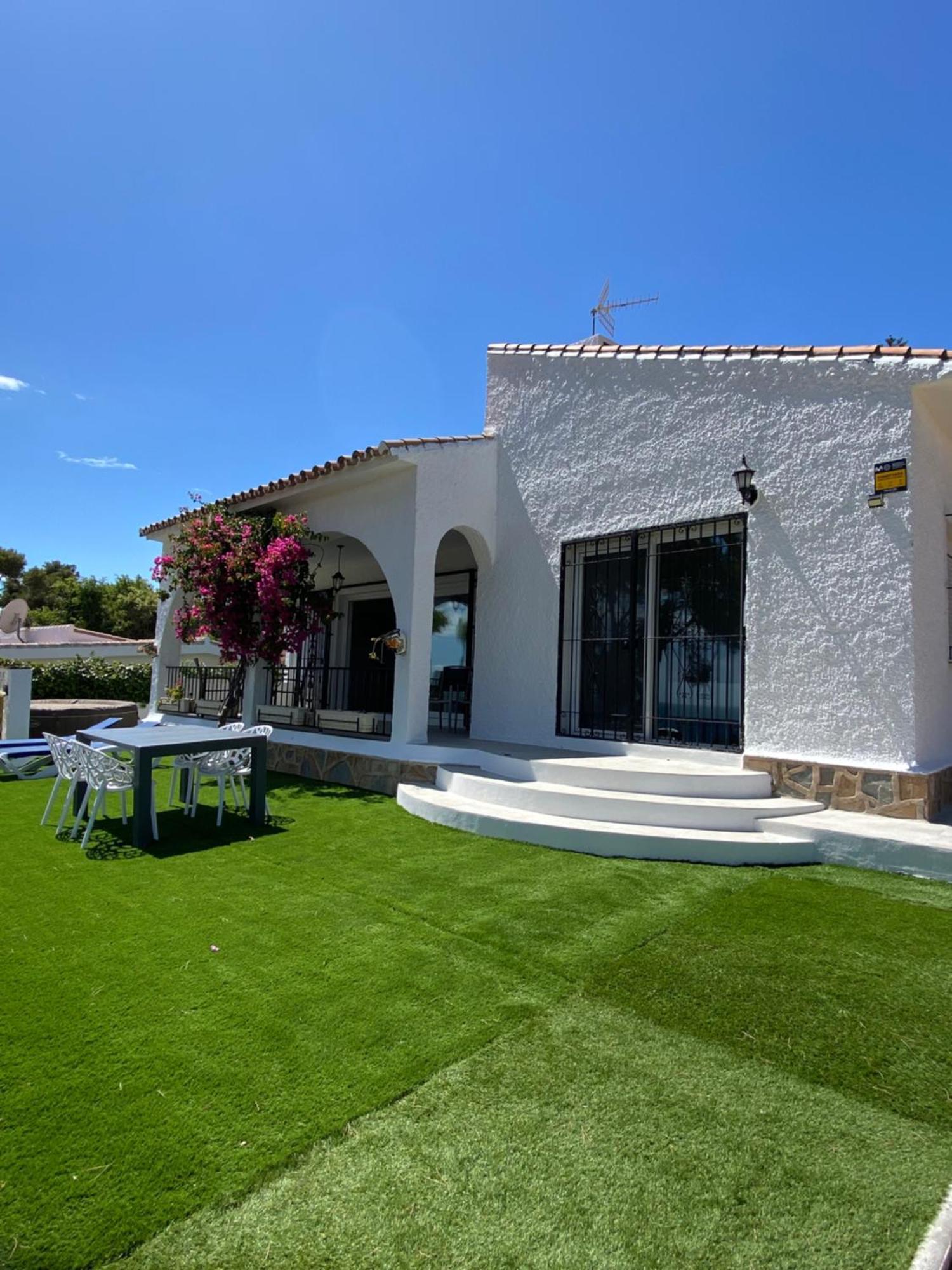 Independent Villa Beach House El Bosque La Cala De Mijas Eksteriør bilde