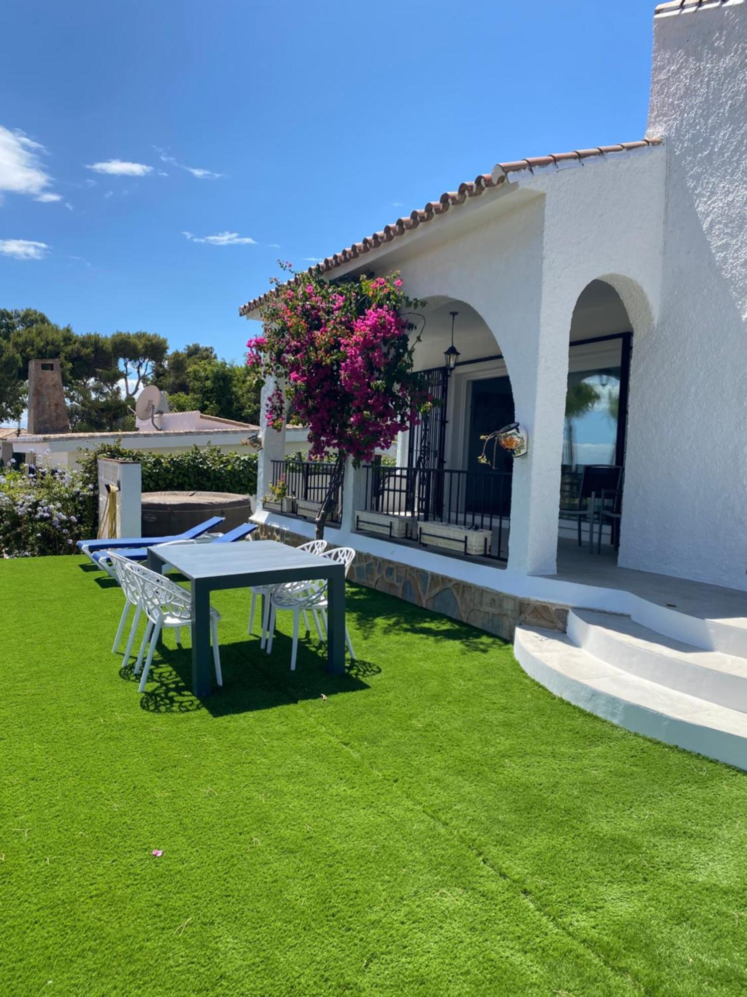 Independent Villa Beach House El Bosque La Cala De Mijas Eksteriør bilde