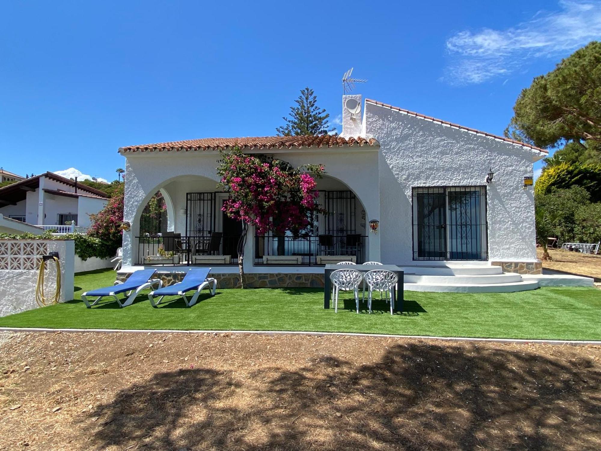 Independent Villa Beach House El Bosque La Cala De Mijas Eksteriør bilde