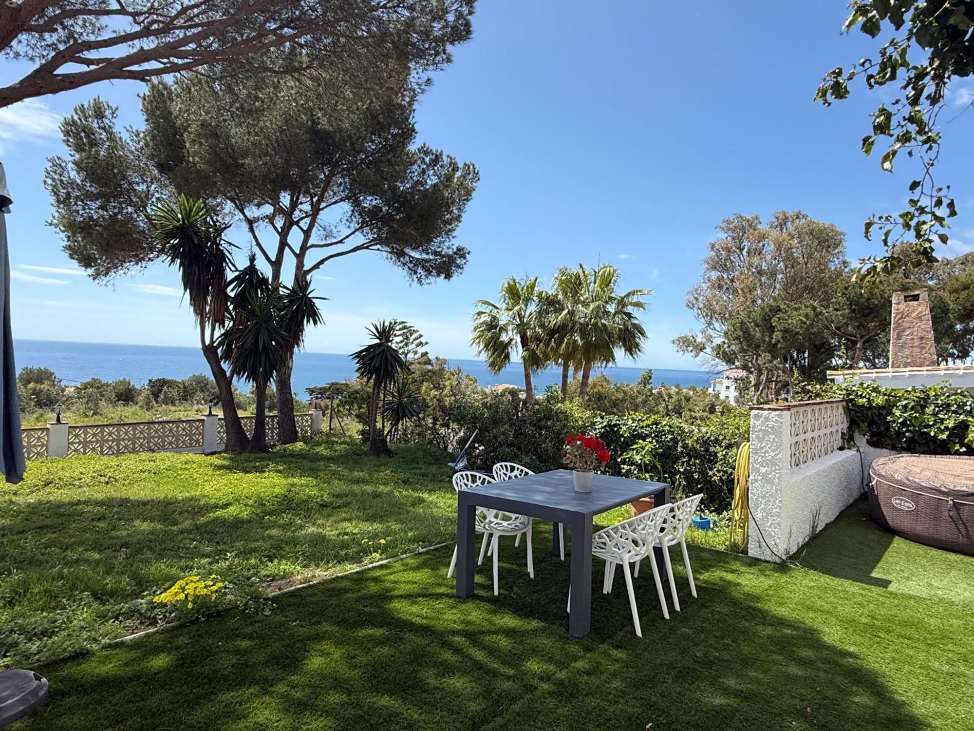 Independent Villa Beach House El Bosque La Cala De Mijas Eksteriør bilde
