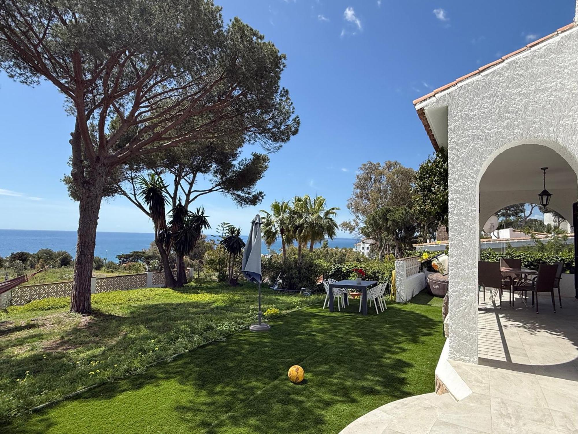 Independent Villa Beach House El Bosque La Cala De Mijas Eksteriør bilde